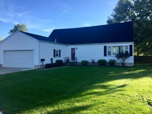 240 Anita Dr, Ottawa, IL 61350-1404