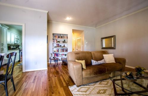 502 Ansley Villa Dr, Atlanta GA  30324-4813 exterior