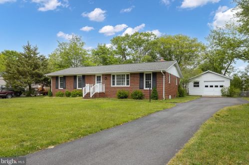 710 Payton Dr, Fredericksburg, VA 22405-2248