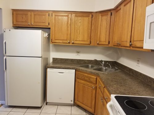 1125 Pleasant Run Dr, Wheeling, IL 60090-5684