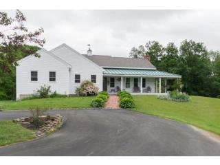 72 Raymond Rd, Nottingham, NH