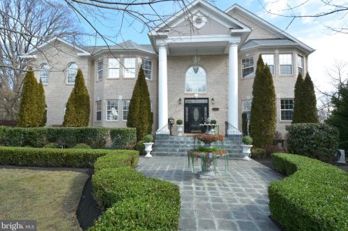 3509 Aston St, Annandale, VA 22003-1411
