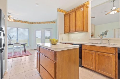 180 Youngs Pr Rd, Webberville TX 78621-5537 exterior