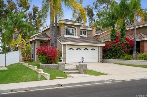 17610 Mountain Ct, Riverside, CA 92503-6583