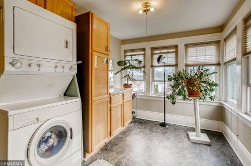 124 Jenks Ave, Saint Paul MN  55106-3208 exterior