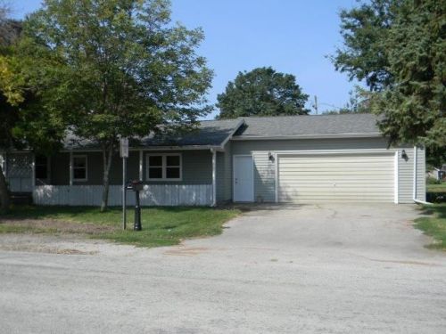 1219 Indiana Ave, Swygert IL  61764-1124 exterior