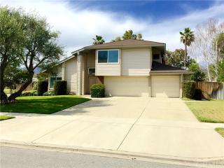 1569 18th St, Upland, CA 91784-7447