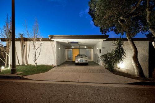 1031 Oberlin Dr, Glendale, CA 91205-3727