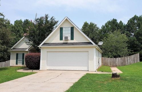 85 Summer Walk Ct, Porterdale, GA 30016-8827