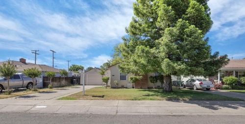 506 Tamarack Dr, Lodi, CA 95240-6018
