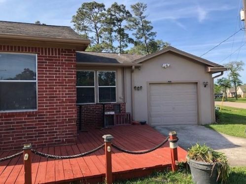 802 Shore Acres Blvd, Morgans Point TX  77571-7127 exterior