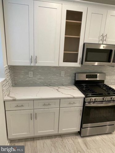 5732 16th St, Philadelphia PA  19141-1702 exterior