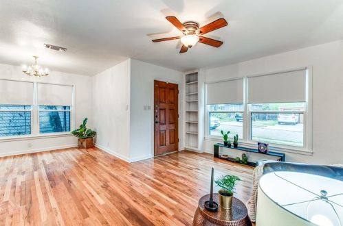 2105 Harrison Ave, Fort Worth TX  76110-1105 exterior