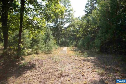 793 Bedrock Ln, Scottsville, VA 24590-4191