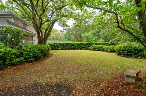 321 Bampfield Dr, Mount Pleasant, SC 29464-2558