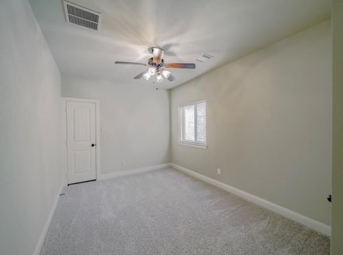 6731 Deleon St, Irving TX  75039-3437 exterior