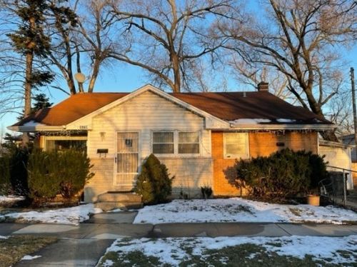 5619 Main St, Morton Grove, IL 60053-3456