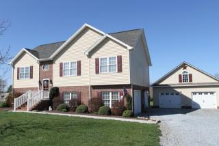 152 Clinton Dr, Evington, VA 24550-2415