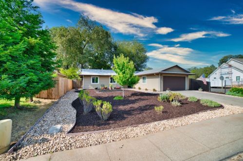 10661 Ambassador Dr, Rancho Cordova, CA 95670-2466