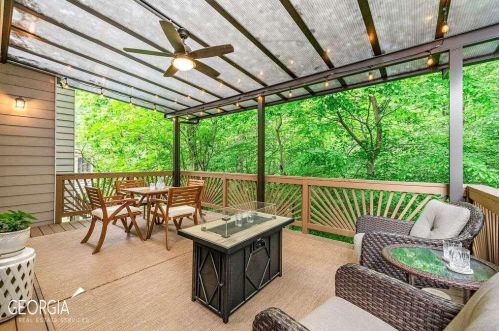 165 Fieldsborn Ct, Atlanta GA  30328-1039 exterior