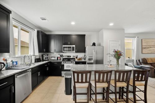 1369 Goforth Rd, Uhland TX  78640-4732 exterior