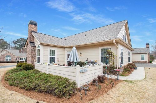 500 Silver Summit Dr, Conyers GA  30094-6867 exterior