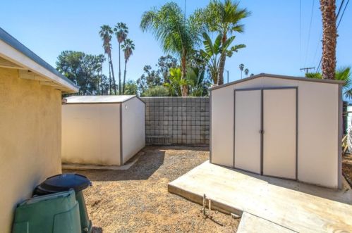 3520 Watkins Dr, Riverside CA  92507-4609 exterior