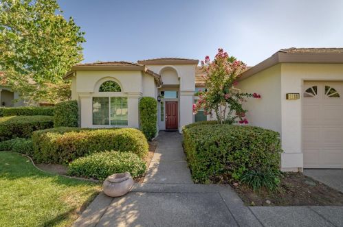 1111 Buckbrush Dr, Folsom, CA 95630-7648