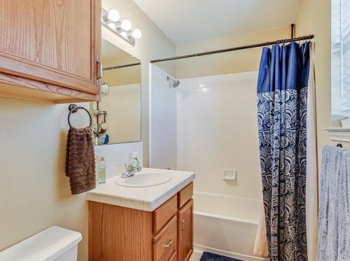 10000 Gainsborough Dr, Spring Branch TX 78070-6408 exterior