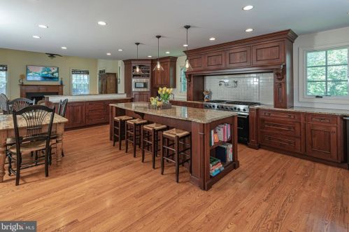 254 Ridgeview Rd, Princeton NJ  08540-7665 exterior