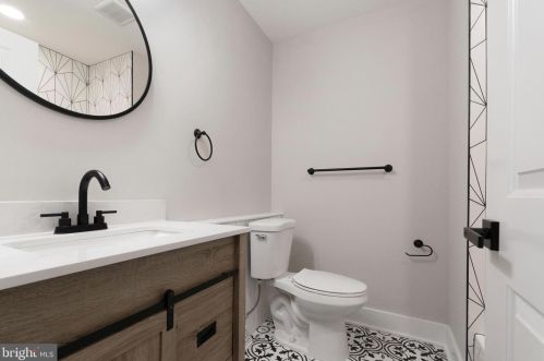 5714 16 St, Philadelphia PA  19141-1702 exterior