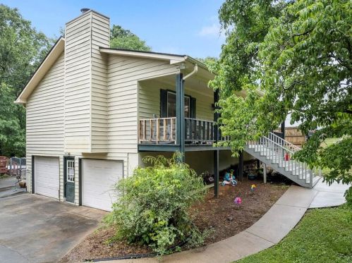 320 Hill Crest Cir, Holly Springs, GA 30188-2299