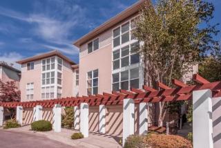 2759 124th Ave, Bellevue, WA 98005-4100