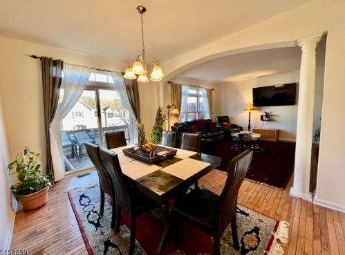 39 Catamaran Ct, Mount Arlington, NJ 07856-1433