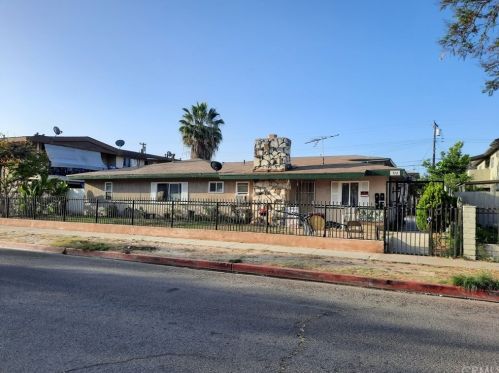 310 Wakefield Ave, Anaheim CA  92802-4222 exterior