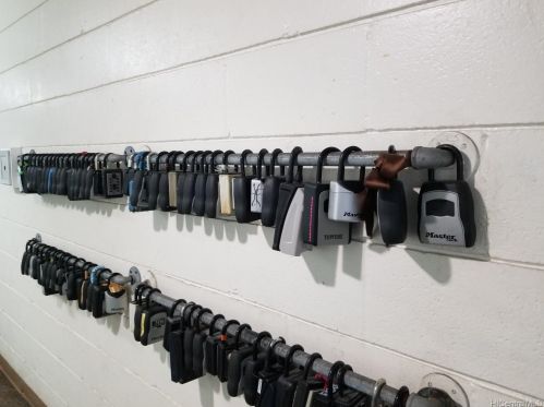 747 Amana St, Honolulu HI  96814-5115 exterior