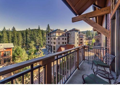 8001 Northstar Dr, Truckee CA  96161-4253 exterior
