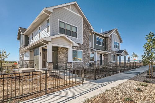 27604 1st Ave, Denver, CO 80018-1730