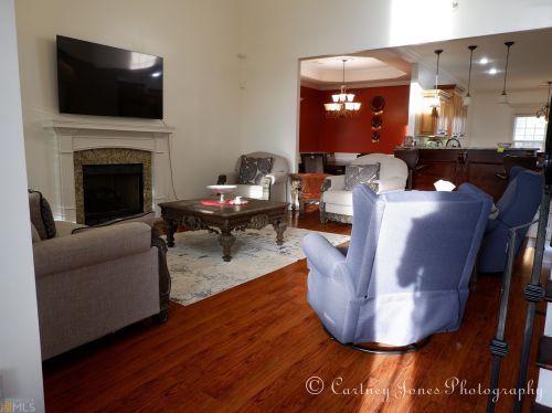 208 Charlotte Dr, Bonaire, GA 31005-4907