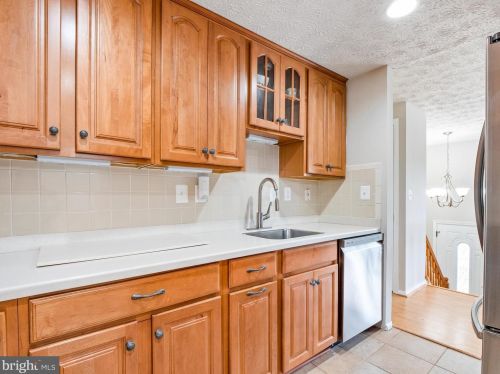 3034 Burchlawn St, Herndon, VA 20171-2314
