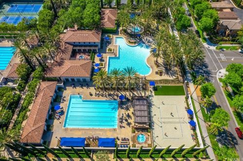 108 Spanish Lace, Irvine CA  92620-3424 exterior