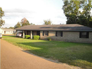 60 Hays St, Durant, MS 39063-3556