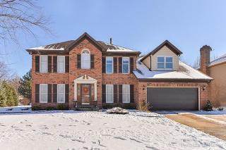 300 Prairie Knoll Dr, Naperville, IL 60565-4150