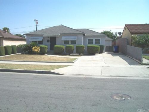 9236 Sideview Dr, Downey, CA 90240-2443