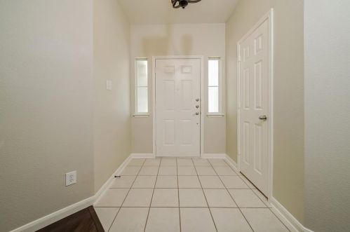 1823 Bridgeport Dr, Aubrey, TX 76227-8530