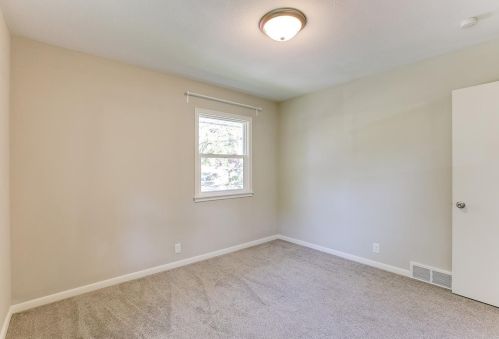 2445 Aglen St, Saint Paul MN  55113-3309 exterior