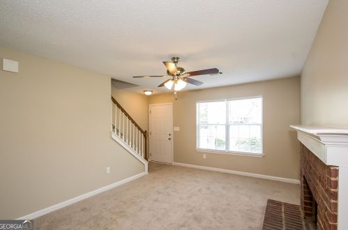 132 Summer Crest Pl, Marietta, GA 30060-4886