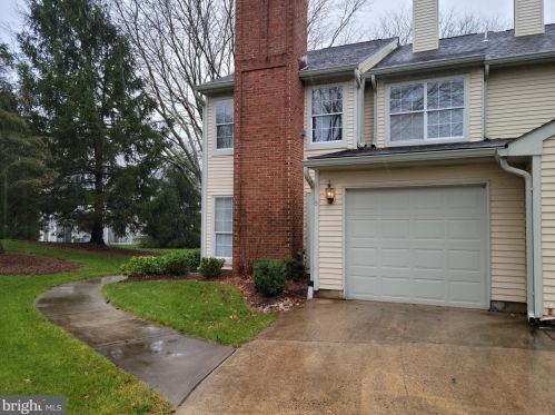 6 Dorset Ct, Princeton NJ  08540-7053 exterior