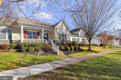 9511 Eredine Way, Bristow, VA 20136-3517