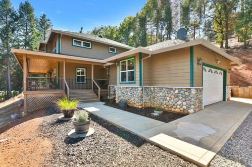 3320 Chipmunk Trl, Virner, CA 95634-9530